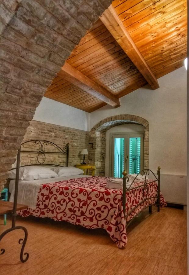 Residenza Delle Grazie Bed and Breakfast Miglionico Buitenkant foto