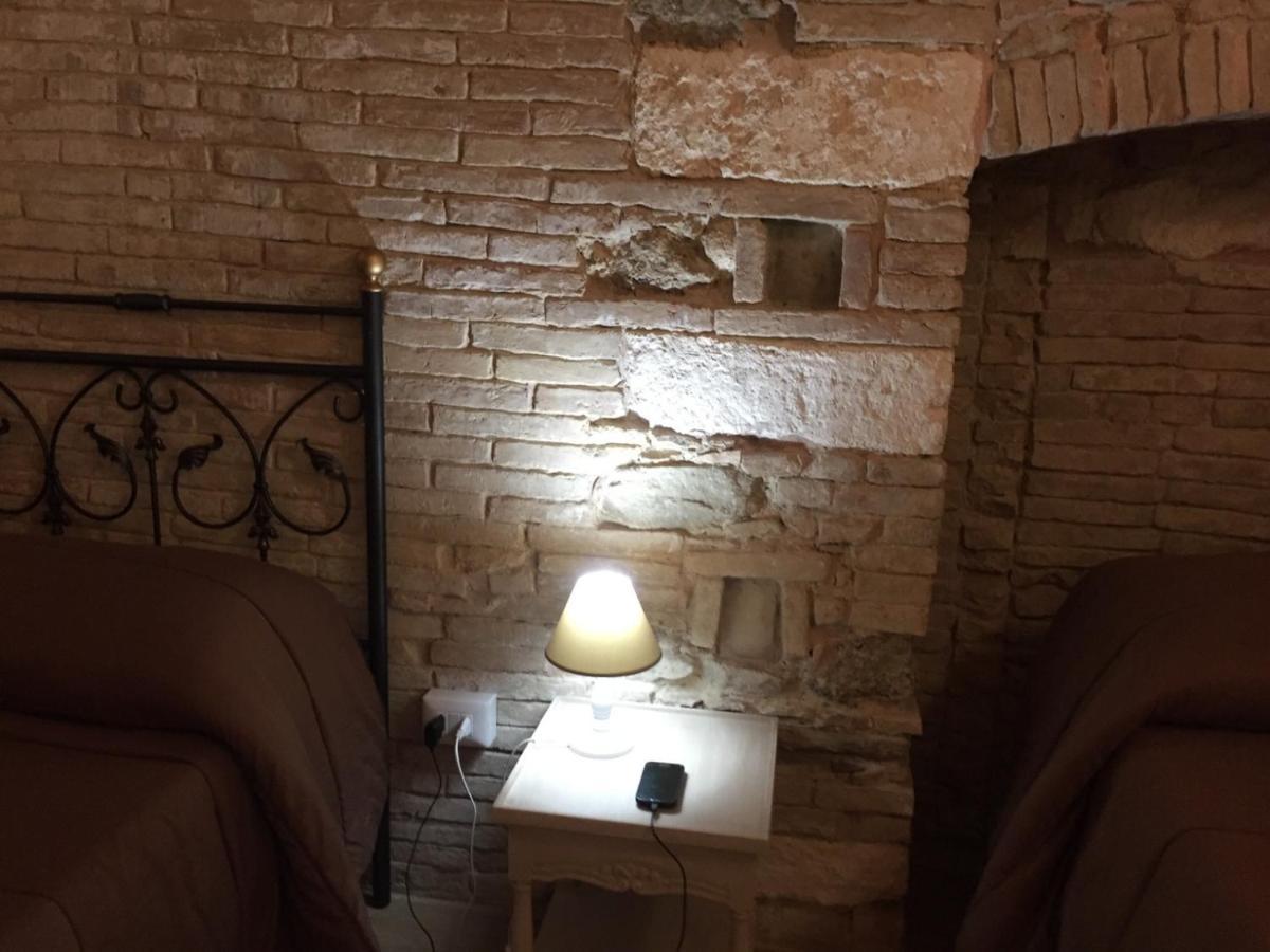Residenza Delle Grazie Bed and Breakfast Miglionico Buitenkant foto
