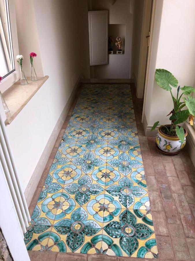Residenza Delle Grazie Bed and Breakfast Miglionico Buitenkant foto
