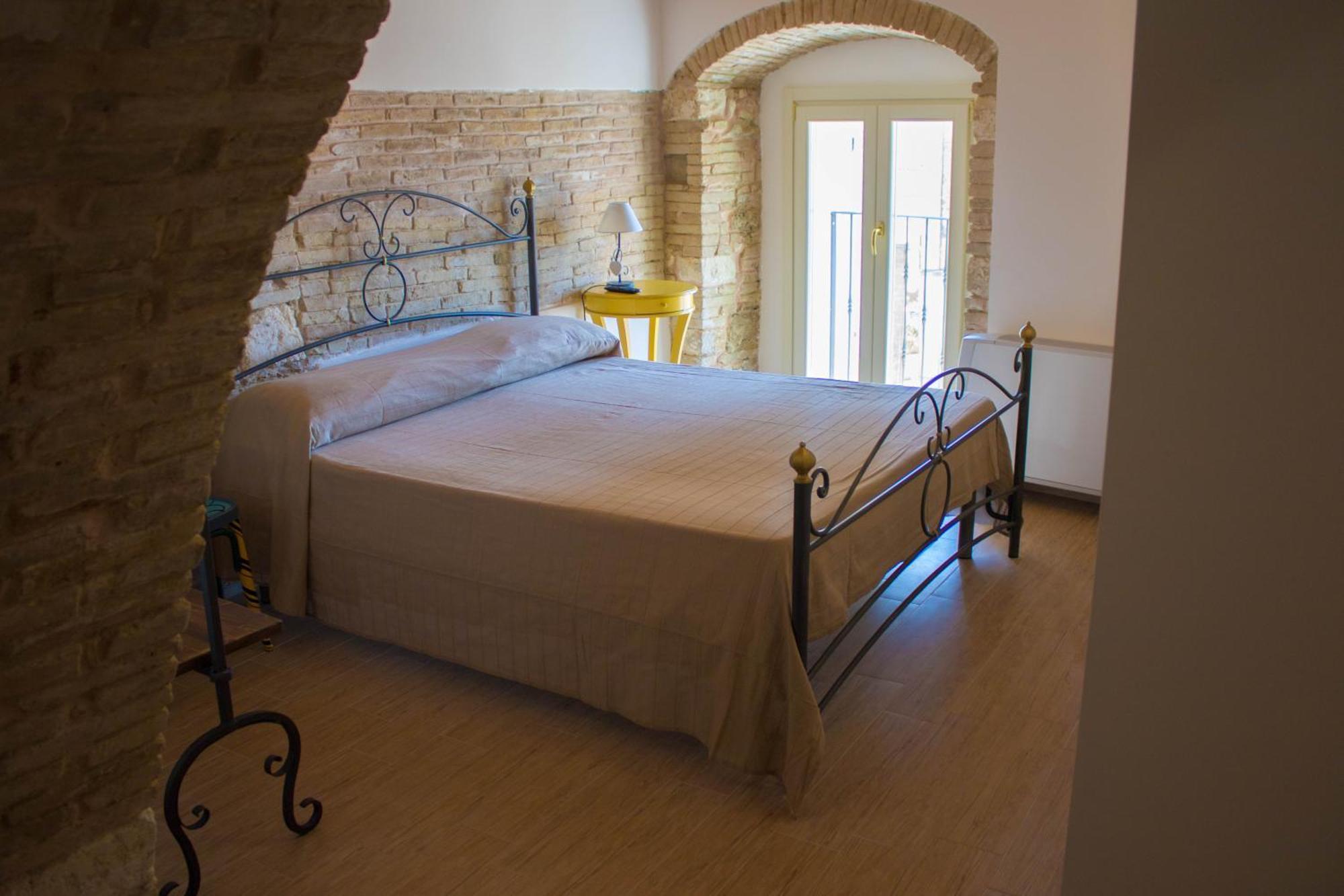 Residenza Delle Grazie Bed and Breakfast Miglionico Buitenkant foto