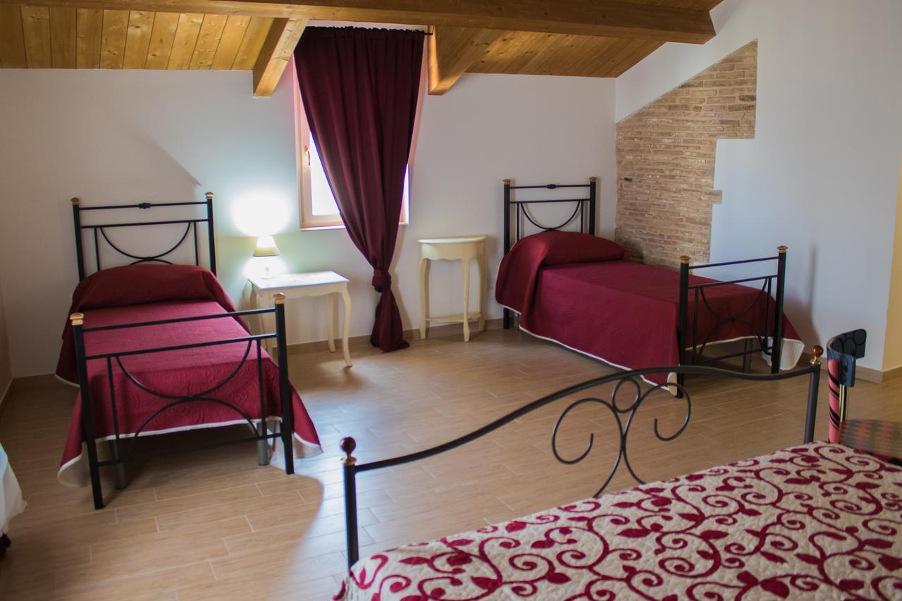 Residenza Delle Grazie Bed and Breakfast Miglionico Buitenkant foto