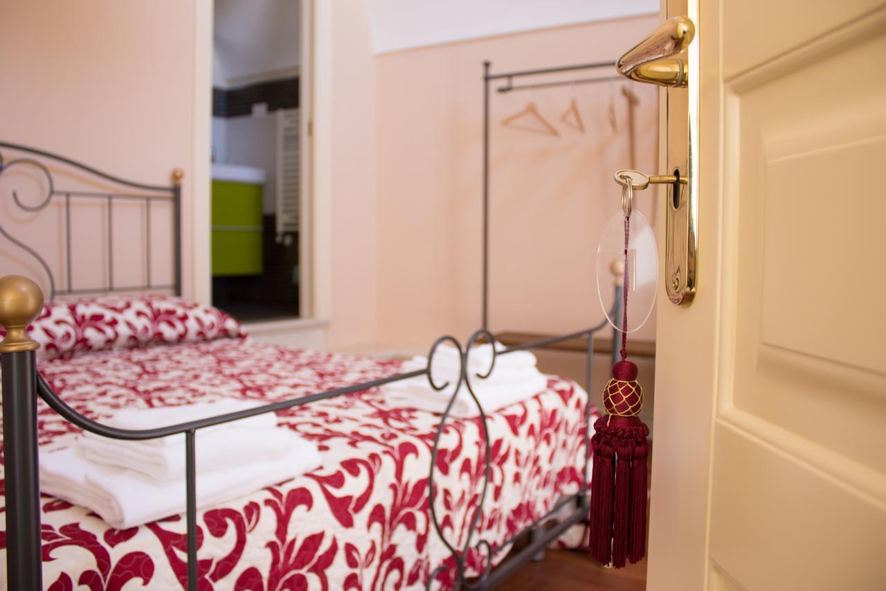 Residenza Delle Grazie Bed and Breakfast Miglionico Buitenkant foto