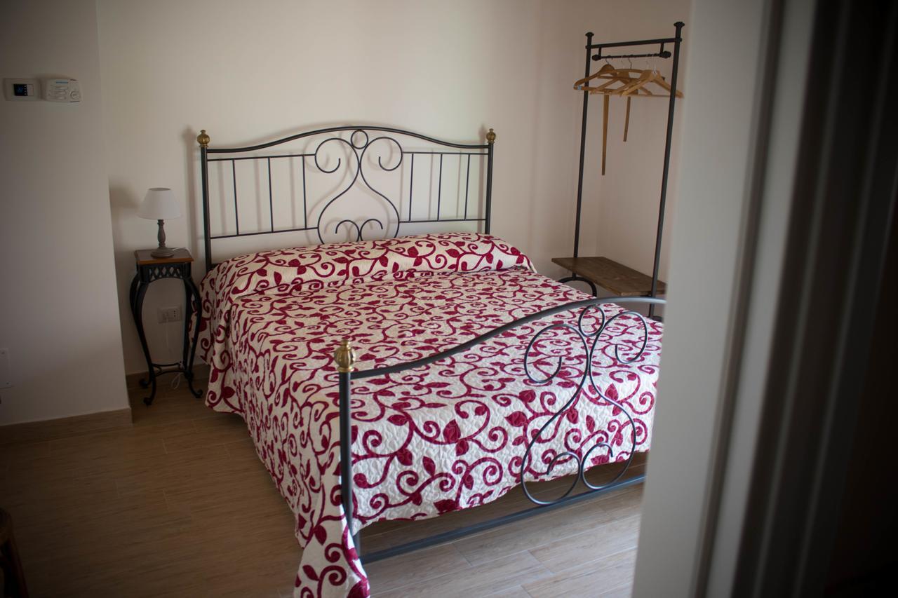 Residenza Delle Grazie Bed and Breakfast Miglionico Buitenkant foto